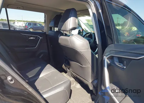 2019 Toyota Rav4 Limited z USA, uszkodzony, nr VIN JTMN1RFV0KD520401